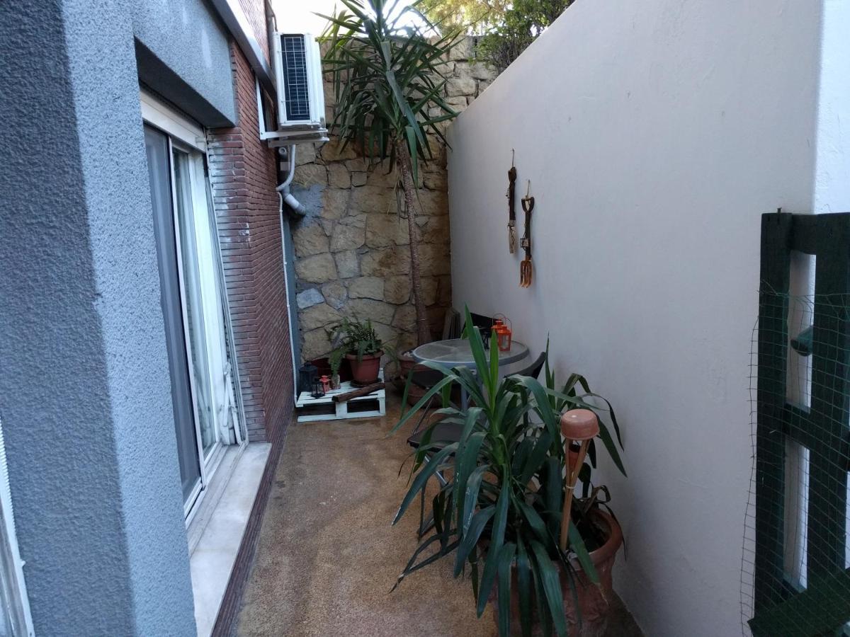 אתונה Cozy Apartment Ideally Located City Center And Megaron Moussikis Metro Station מראה חיצוני תמונה