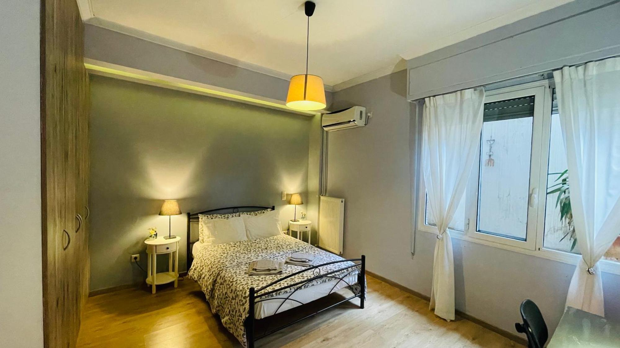 אתונה Cozy Apartment Ideally Located City Center And Megaron Moussikis Metro Station מראה חיצוני תמונה