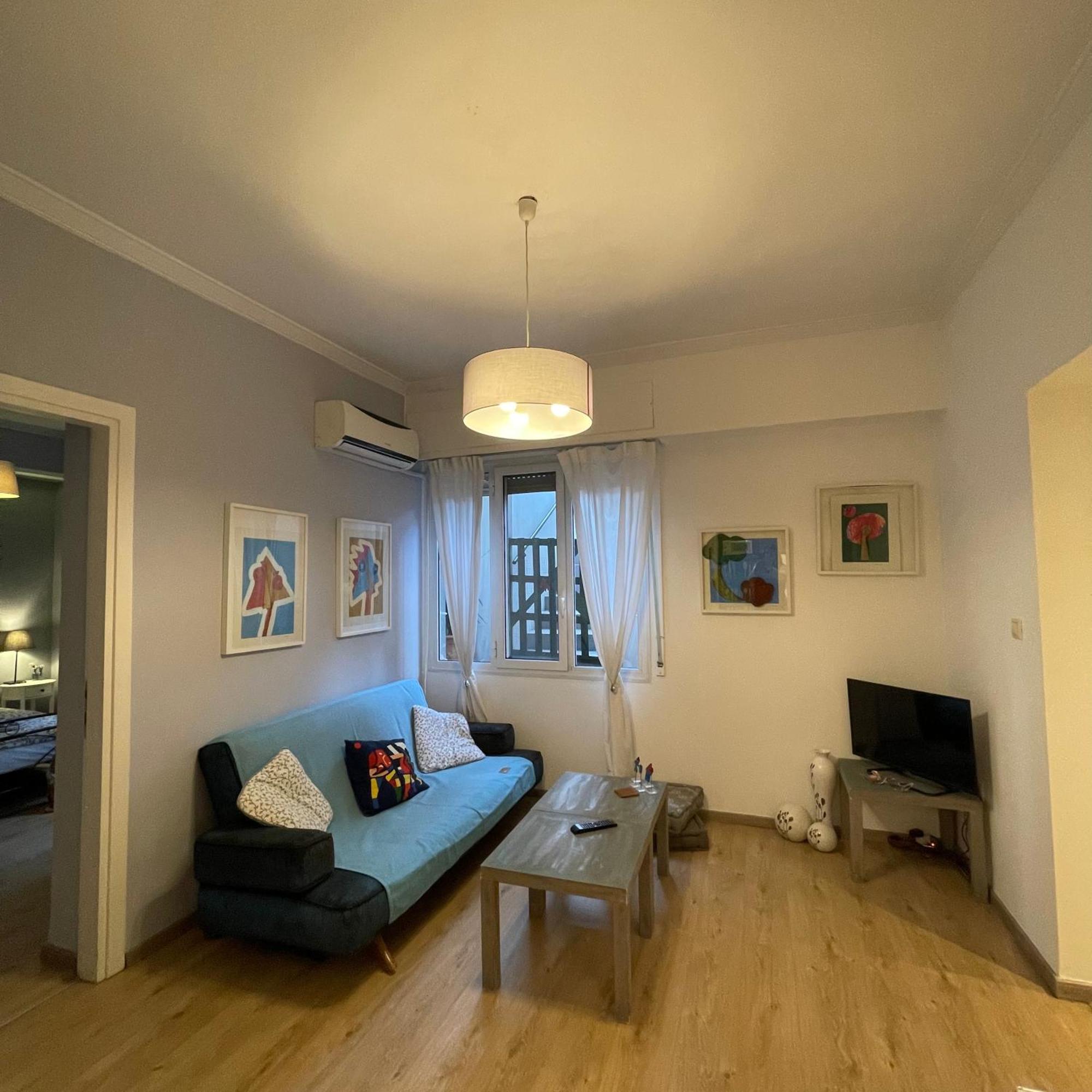 אתונה Cozy Apartment Ideally Located City Center And Megaron Moussikis Metro Station מראה חיצוני תמונה